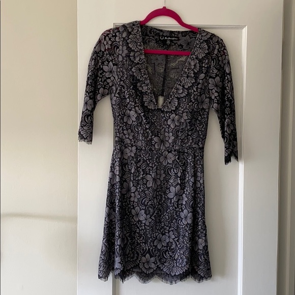 For Love And Lemons Dresses & Skirts - For love and lemons midi sleeve lace dress